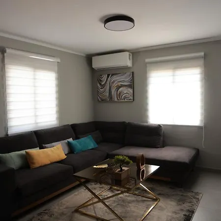 Telmar Escape House